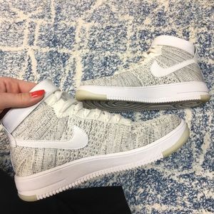 White flynit Air Force 1s